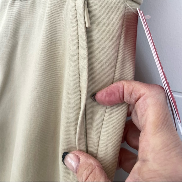 ‼️SPANX‼️Supersmooth Stretch Wide Leg Twill Pants, Small - Picture 6 of 7